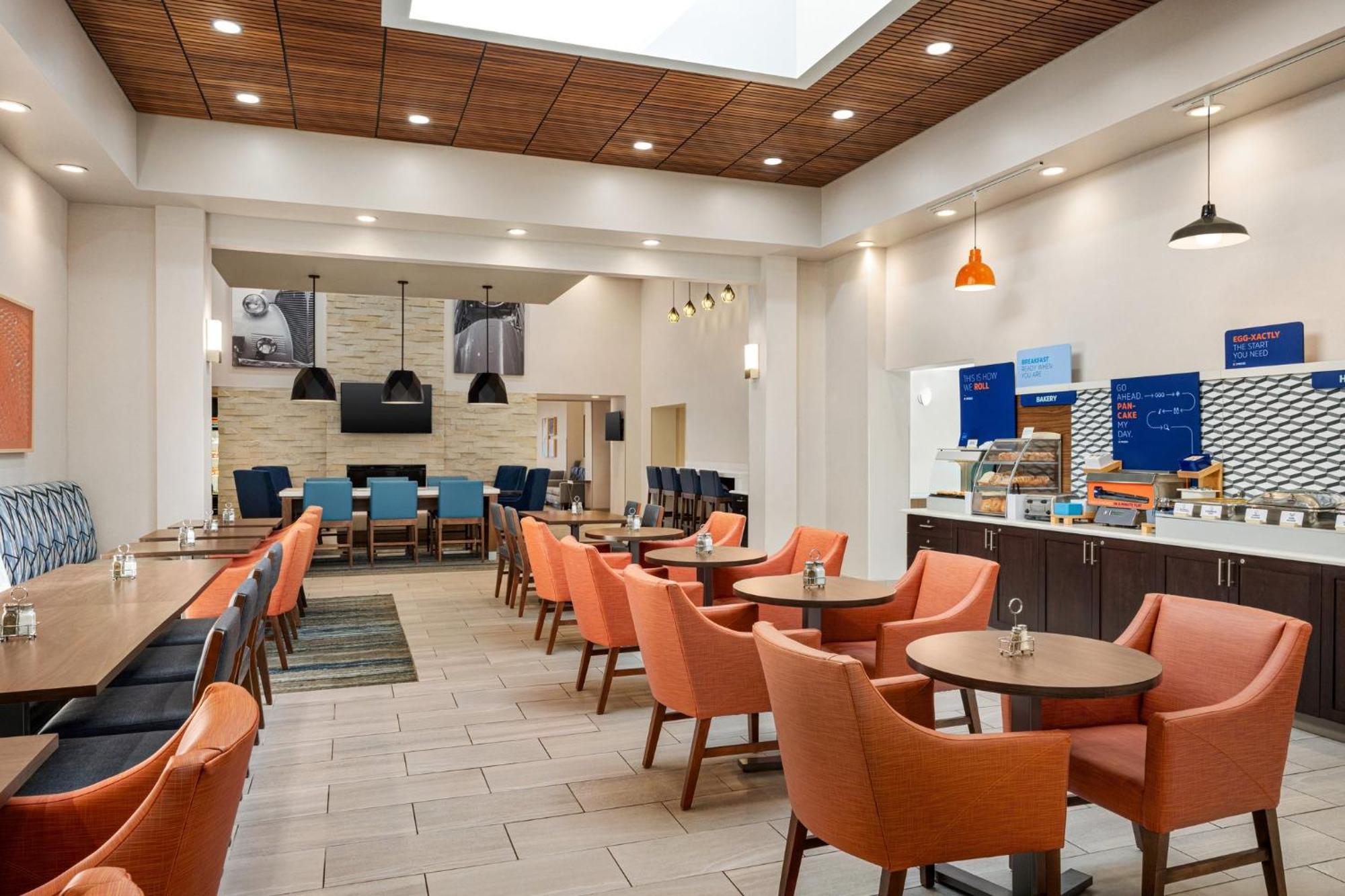 Holiday Inn Express Hotel & Suites Indianapolis W - Airport Area By Ihg Exterior foto